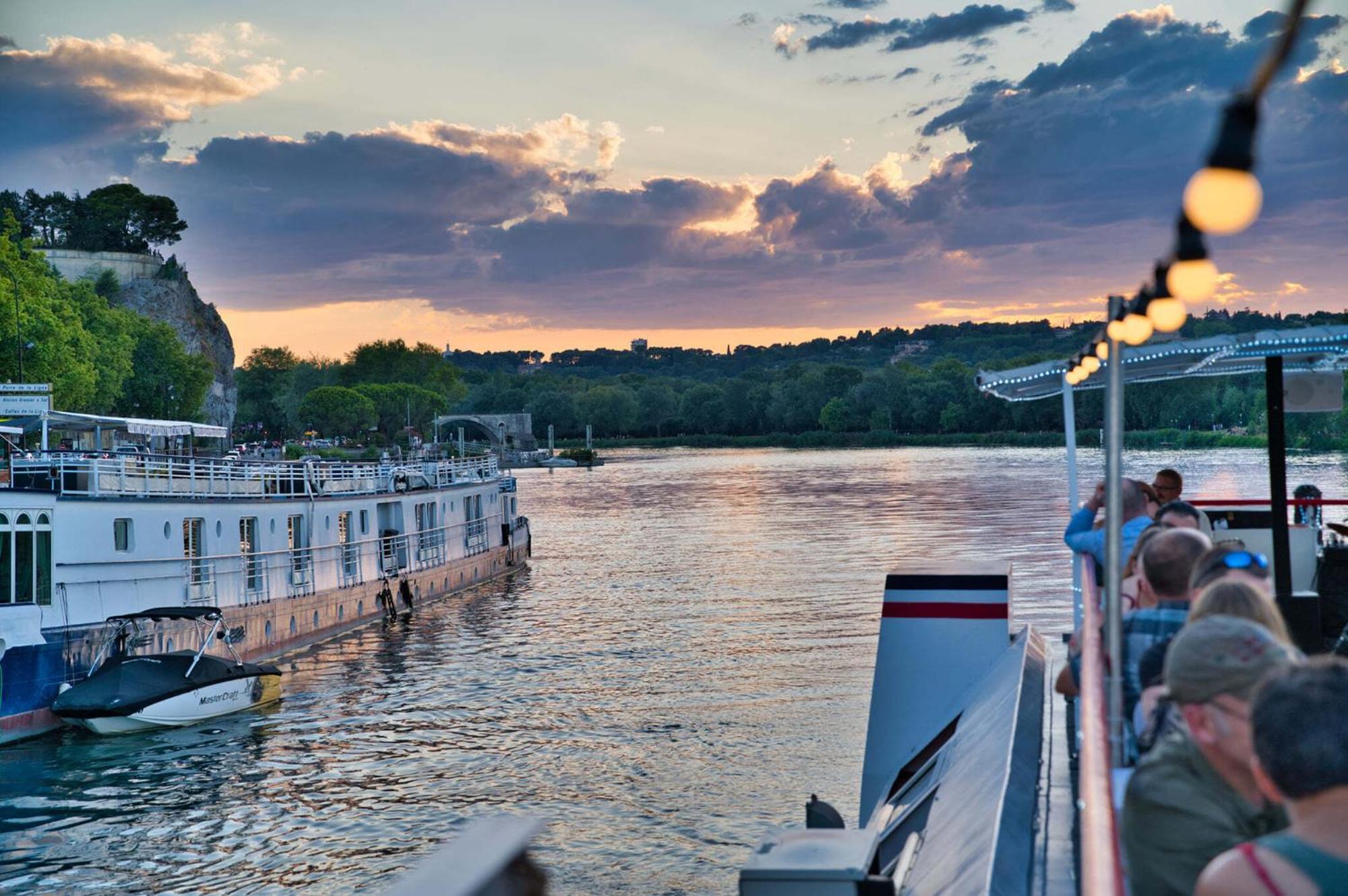 Bateau Hotel A Quai Le Chardonnay Avignon Exterior foto